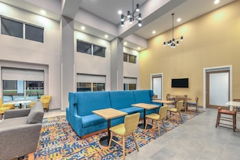 Hampton Inn & Suites Little Rock Airport,,3 star