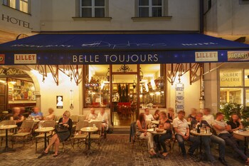 hotel orphee gro es haus