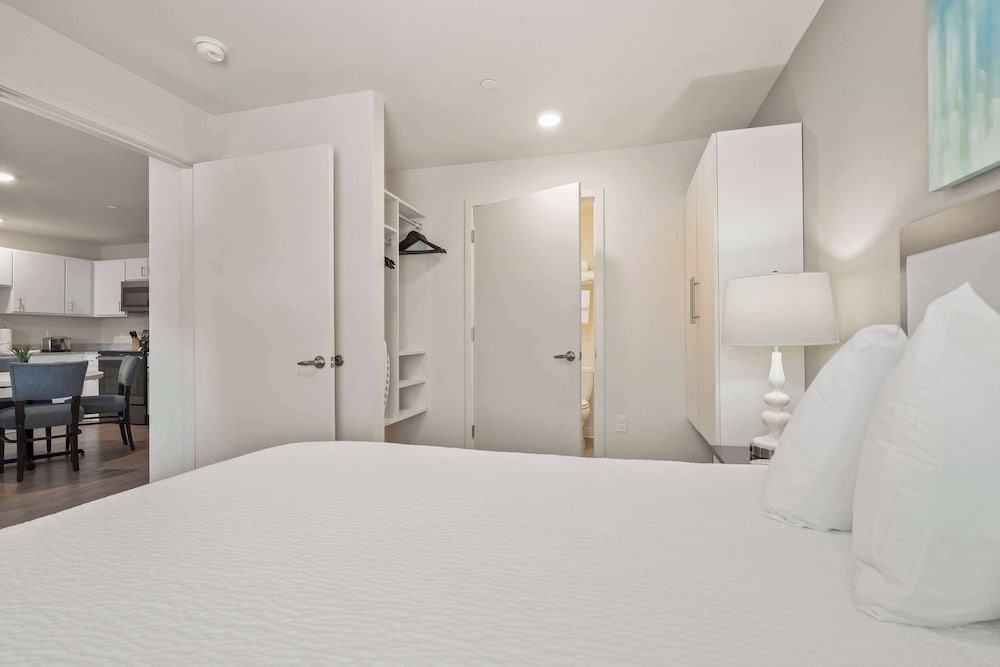 waterwalk extended stay by wyndham kansas city overland pk