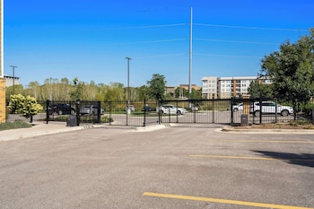 waterwalk extended stay by wyndham kansas city overland pk