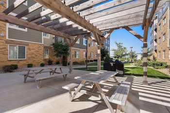 waterwalk extended stay by wyndham kansas city overland pk