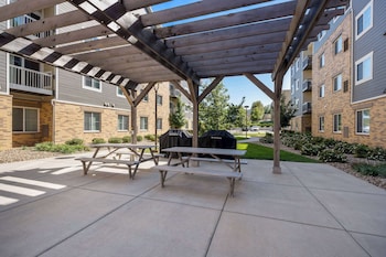 waterwalk extended stay by wyndham kansas city overland pk