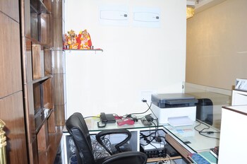 Fern Inn Kolkata,,3 star