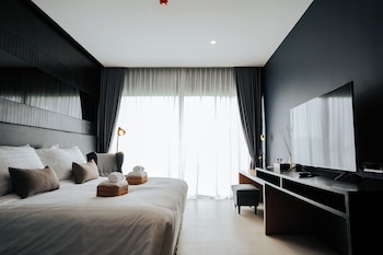 the grandiose hotel chiang rai