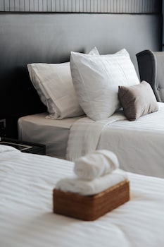 the grandiose hotel chiang rai