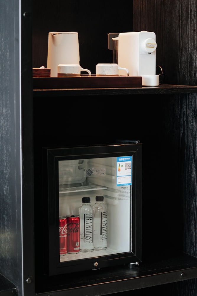 the grandiose hotel chiang rai