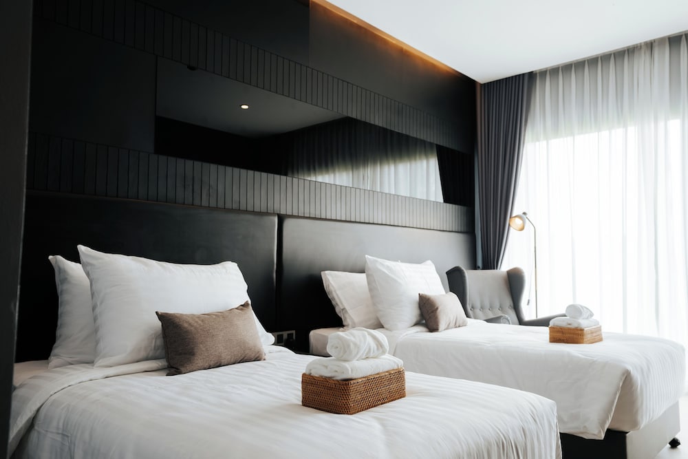 the grandiose hotel chiang rai