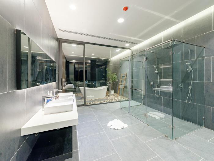 the grandiose hotel chiang rai