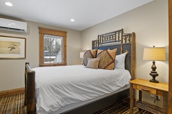 brook bound inn
