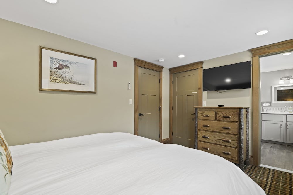 brook bound inn