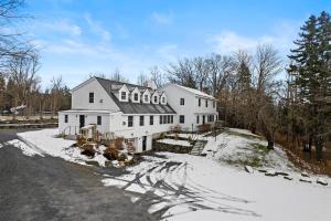 brook bound inn