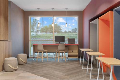 tru by hilton lincoln east