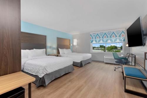 tru by hilton lincoln east