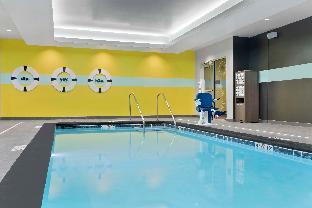 tru by hilton lincoln east