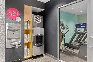 tru by hilton lincoln east