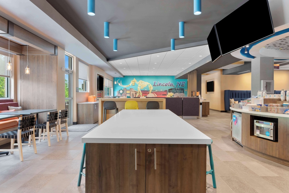 tru by hilton lincoln east