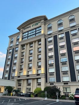 staybridge suites st catharines conf ctr an ihg hotel