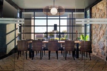 staybridge suites st catharines conf ctr an ihg hotel