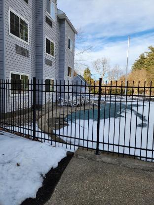 sturbridge plaza hotel