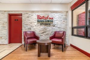 hometowne studios by red roof montgomery midtown