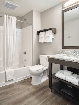 stayapt suites ocala