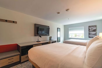 the ellsworth hotel ascend hotel collection