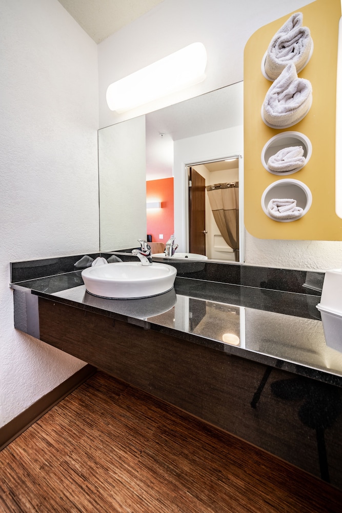 the ellsworth hotel ascend hotel collection