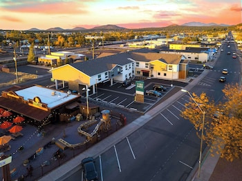 the ellsworth hotel ascend hotel collection