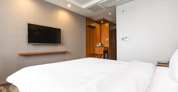 gloucester hotel jeonju