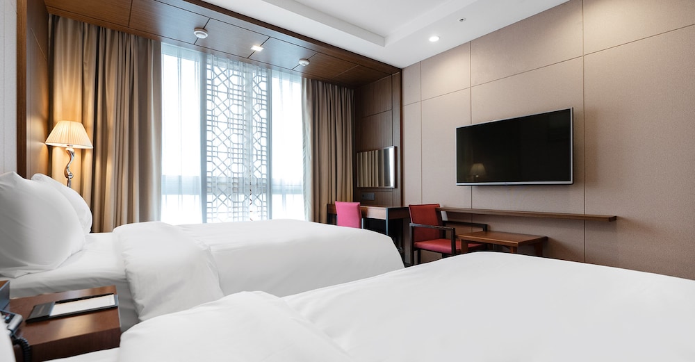 gloucester hotel jeonju