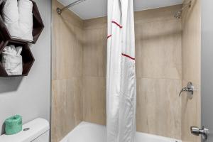 hometowne studios by red roof richmond airport sandston