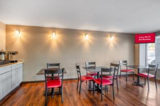 hometowne studios by red roof richmond airport sandston