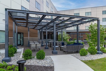 homewood suites holland