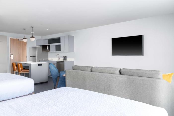homewood suites holland