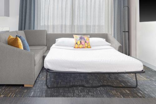 homewood suites holland