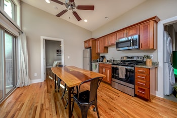 pilot cove forest lodging