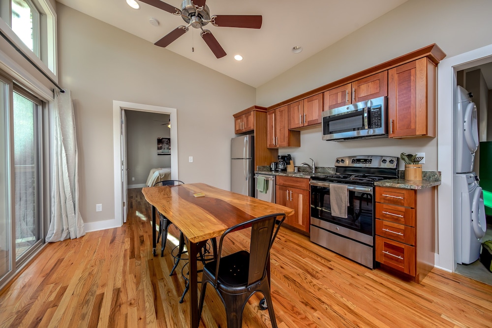 pilot cove forest lodging