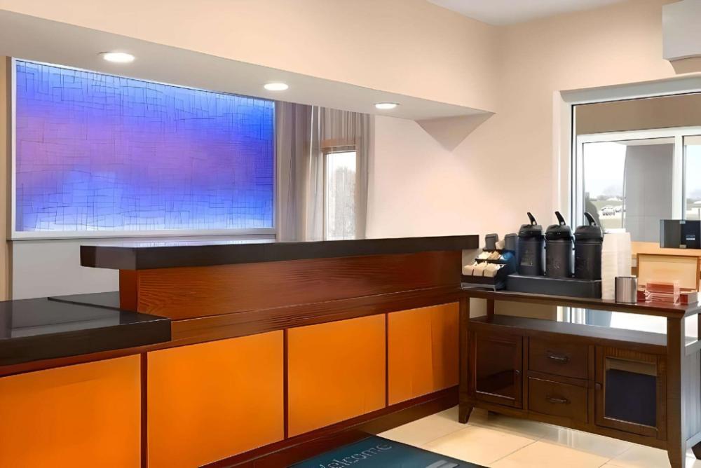 dubuque inn and suites