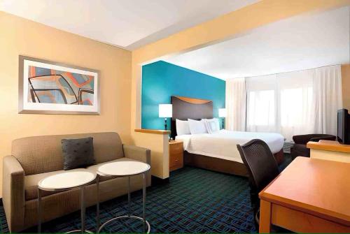 dubuque inn and suites