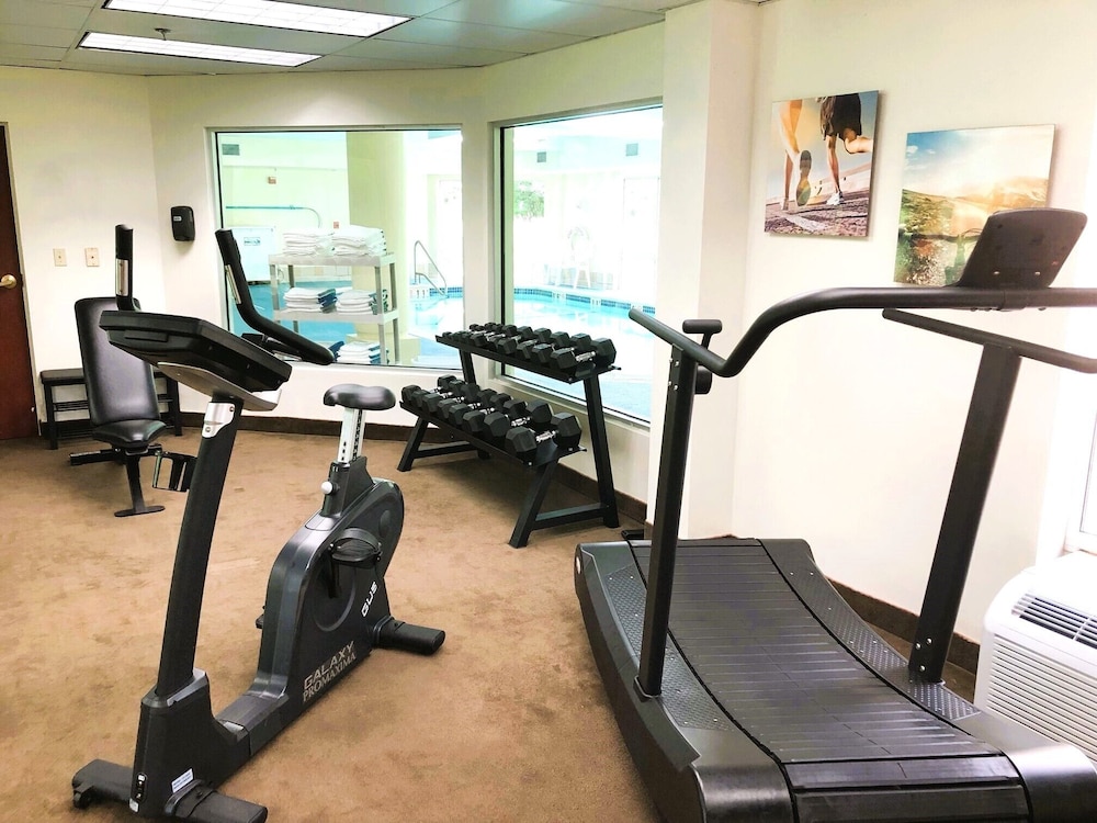 comfort inn and suites near pocono mountains