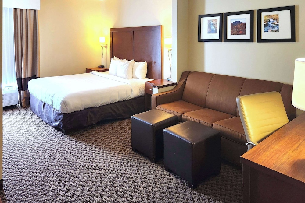 comfort inn and suites near pocono mountains