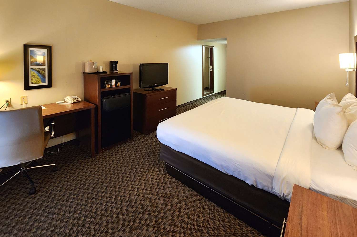 comfort inn and suites near pocono mountains