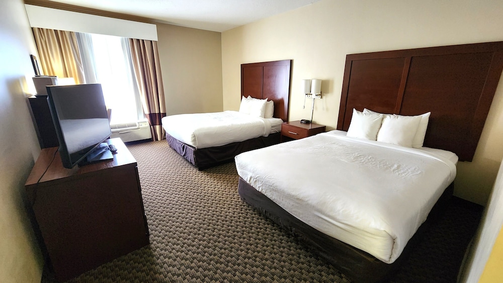 comfort inn and suites near pocono mountains