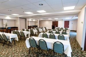 comfort inn and suites near pocono mountains