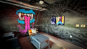 brewhalla hotel