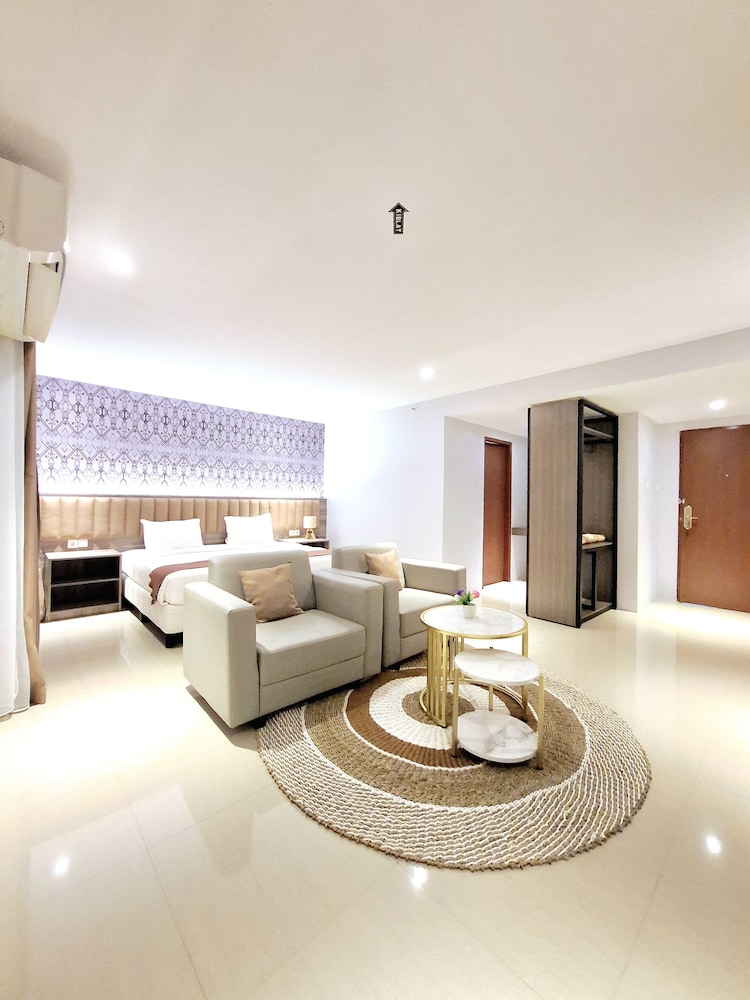 sm tower hotel and convention center berau