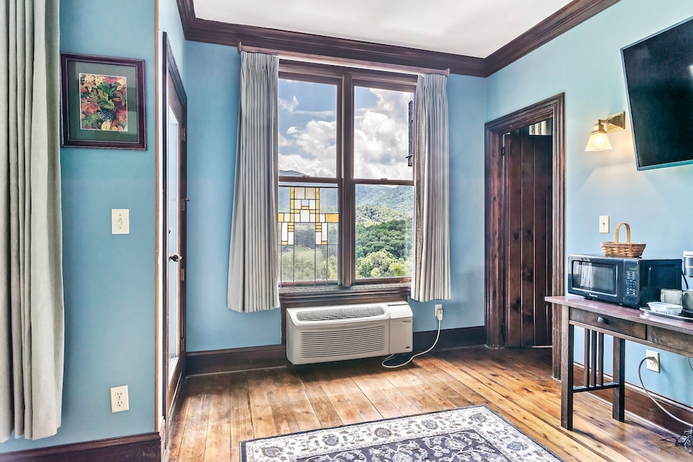 laurel valley mountain retreat