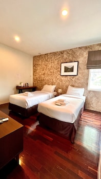 udee cozy hotel