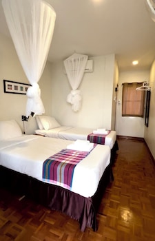udee cozy hotel
