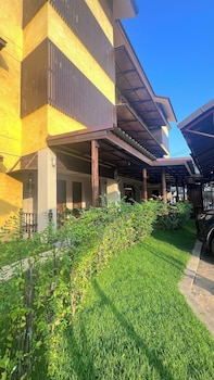 trithana boutique house